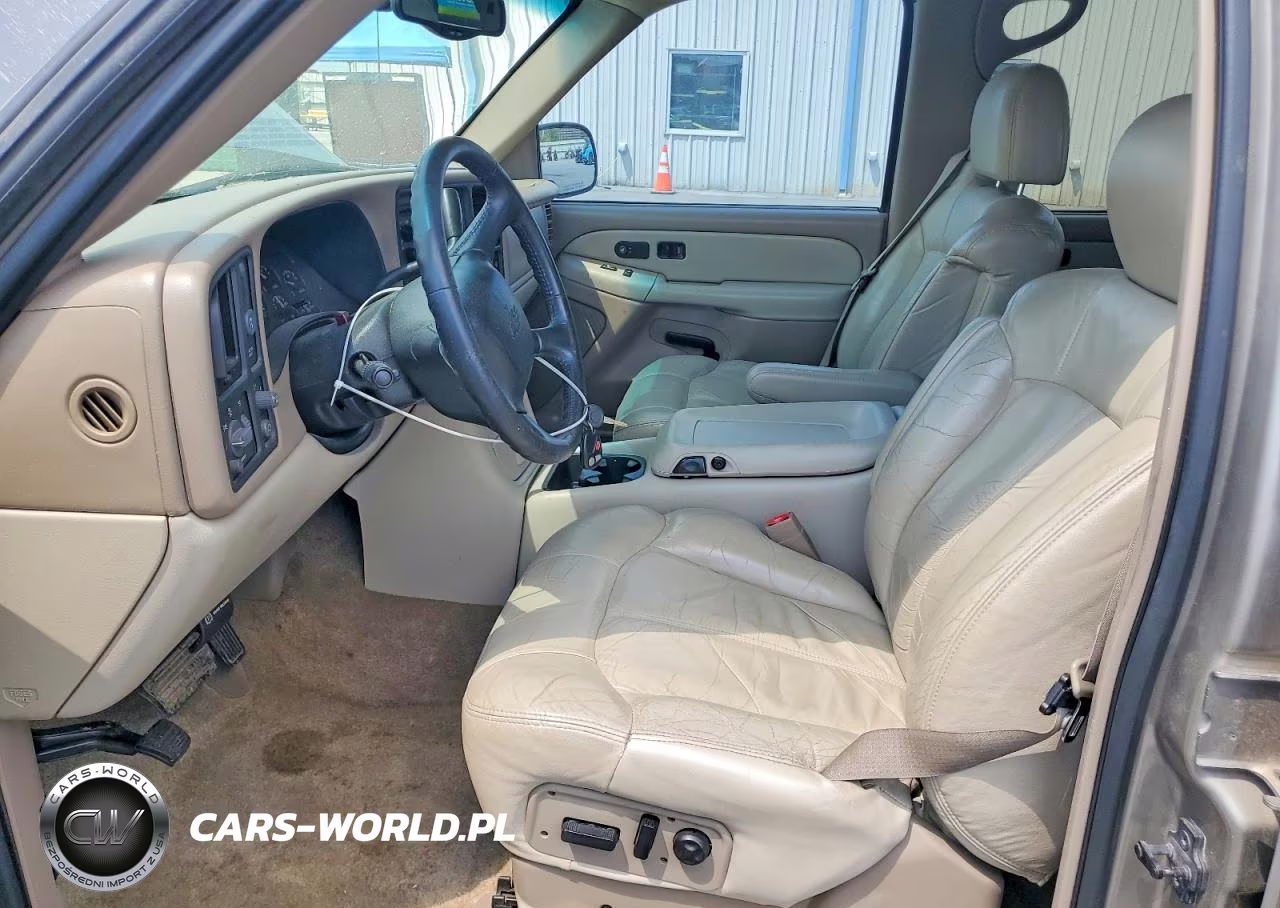 2002 Chevrolet Tahoe C1500 VIN:1GNEC13Z32R236970 - 7