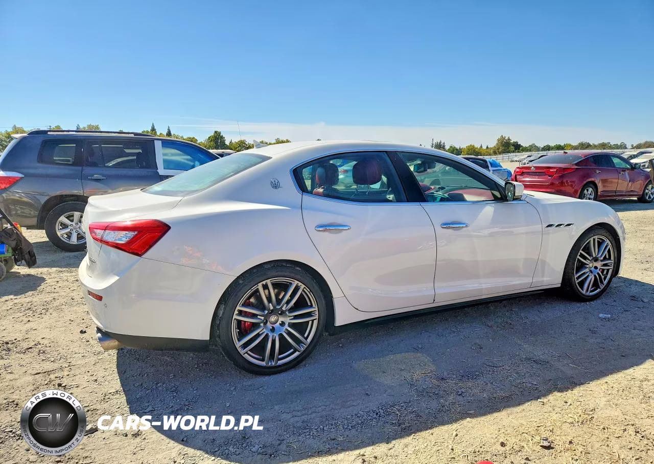 2014 Maserati Ghibli S VIN:ZAM57RTA8E1124024 - 3