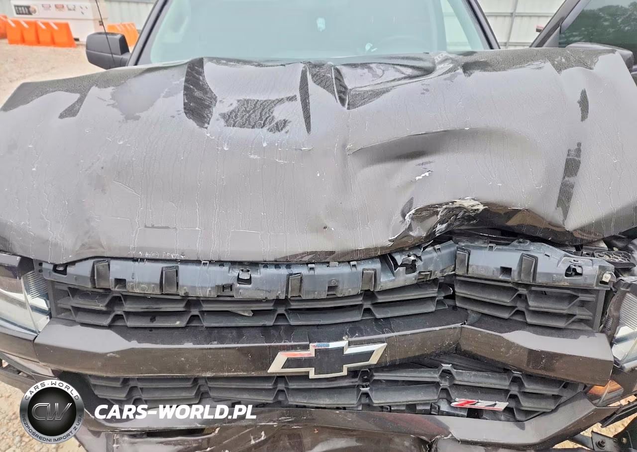 2018 Chevrolet Silverado K1500 Lt VIN:1GCVKREC4JZ172195 - 11