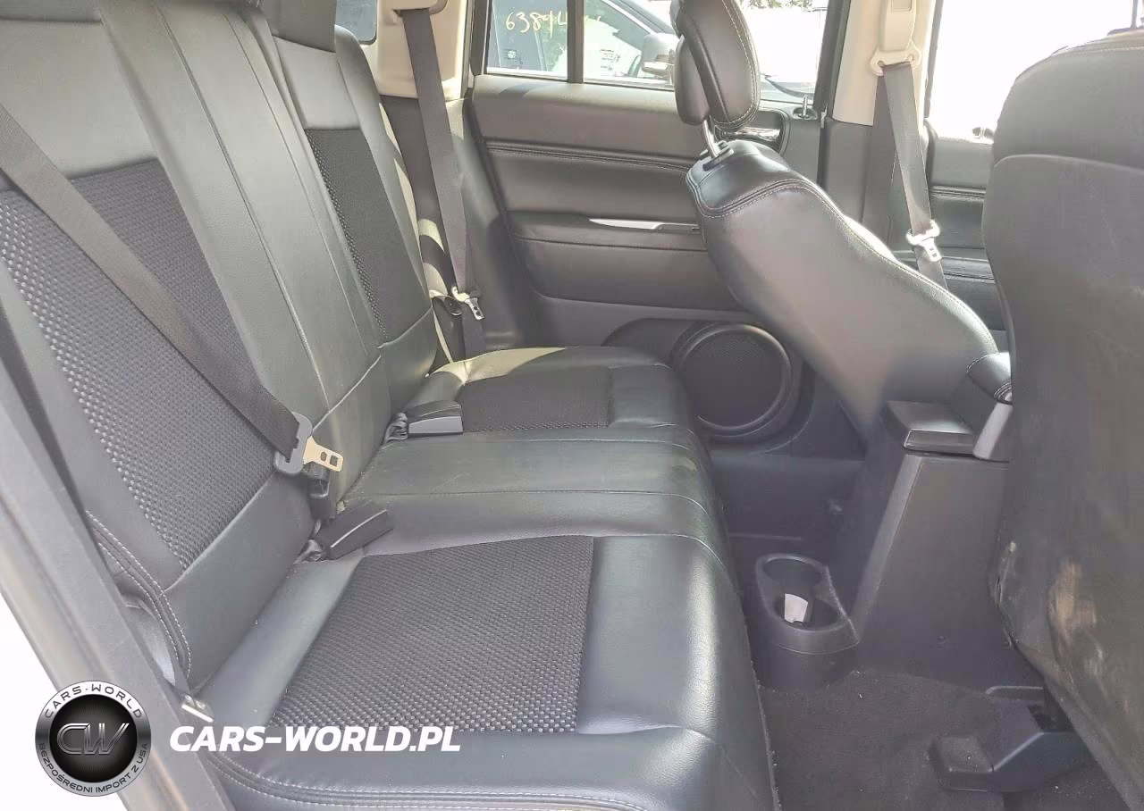 2014 Jeep Compass Latitude VIN:1C4NJDEB9ED661272 - 11