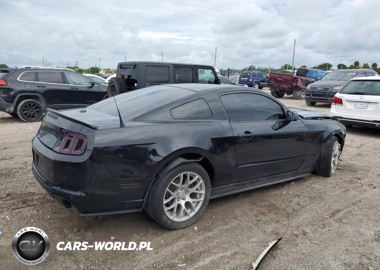 2014 Ford Mustang VIN:1ZVBP8AM3E5313622 - 3