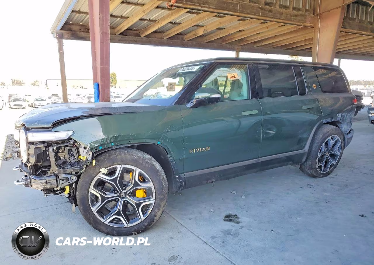 2023 Rivian R1S Adventure