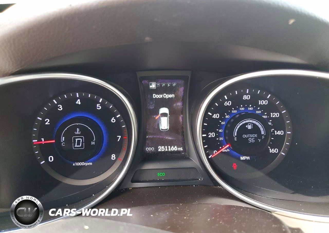 2015 Hyundai Santa Fe Sport 2.4L VIN:5XYZU3LB4FG294497 - 9