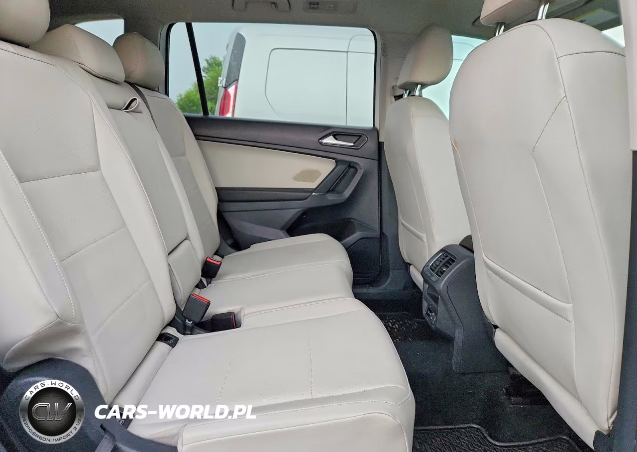 2018 Volkswagen Tiguan Se VIN:3VV3B7AX4JM001020 - 11