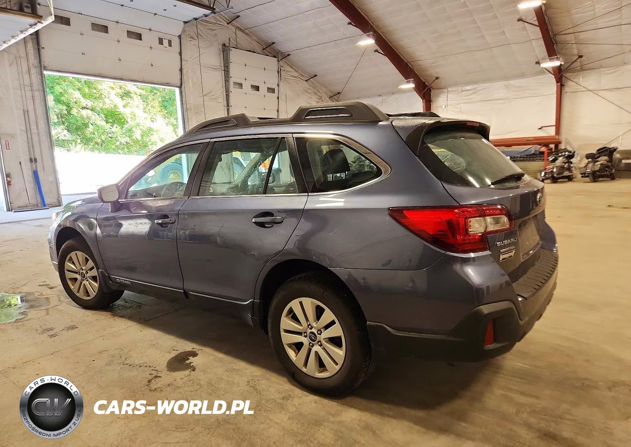 2018 Subaru Outback 2.5I VIN:4S4BSAAC5J3238438 - 2