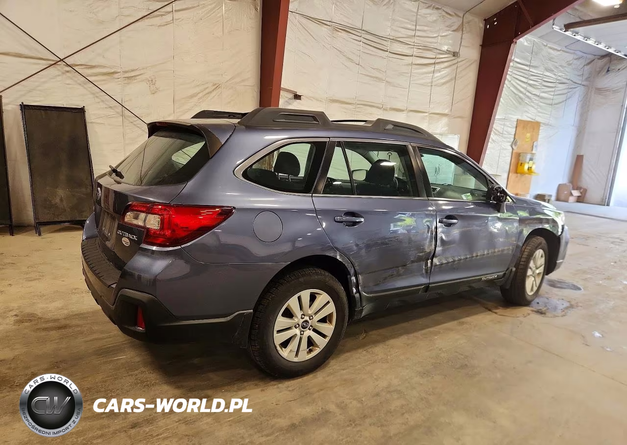2018 Subaru Outback 2.5I VIN:4S4BSAAC5J3238438 - 3