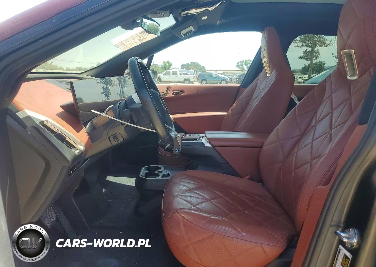 2023 BMW Ix xDrive50 VIN:WB523CF0XPCM57802 - 7