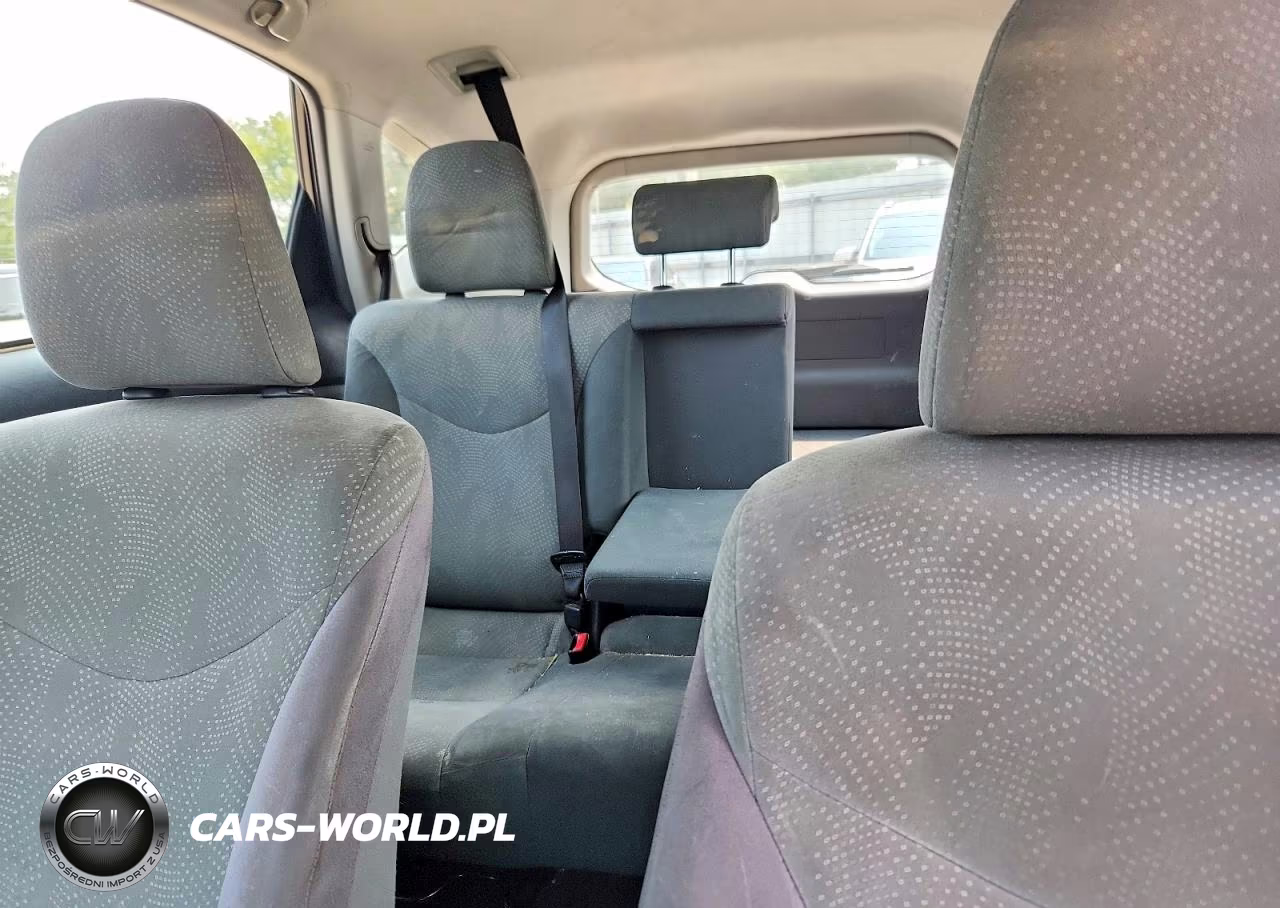 2012 Toyota Prius V Three VIN:JTDZN3EU3C3065384 - 10
