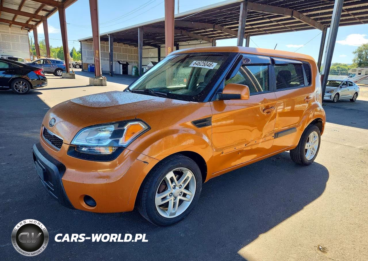 2011 Kia Soul + VIN:KNDJT2A20B7207120 - 1