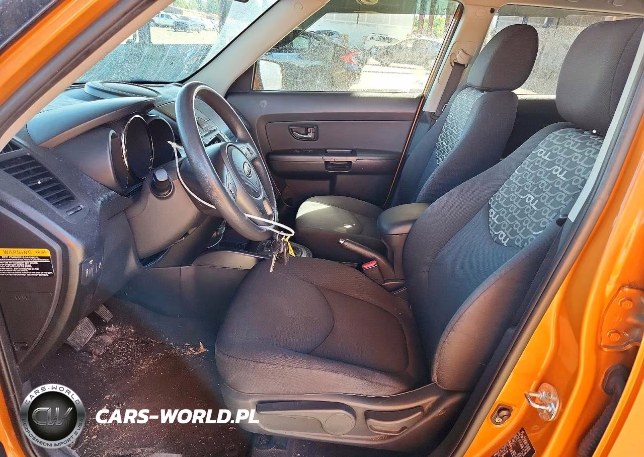 2011 Kia Soul + VIN:KNDJT2A20B7207120 - 7