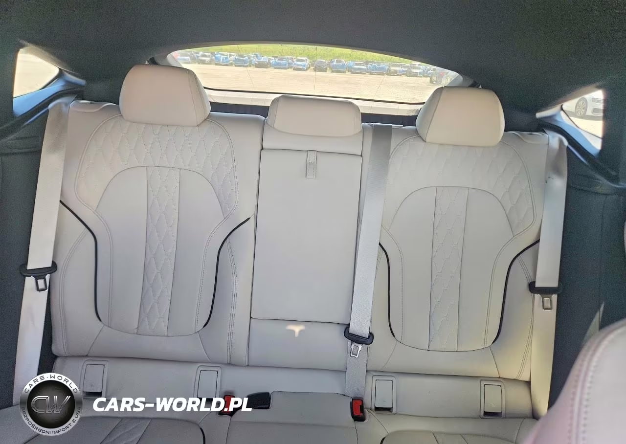 2022 BMW X6 M50I VIN:5UXCY8C04N9K18153 - 10