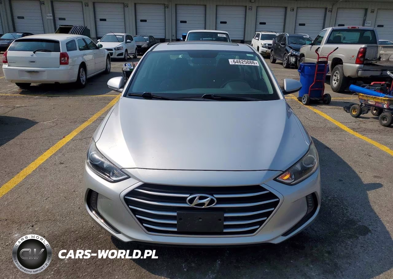 2018 Hyundai Elantra Value Edition VIN:5NPD84LF7JH341384 - 5