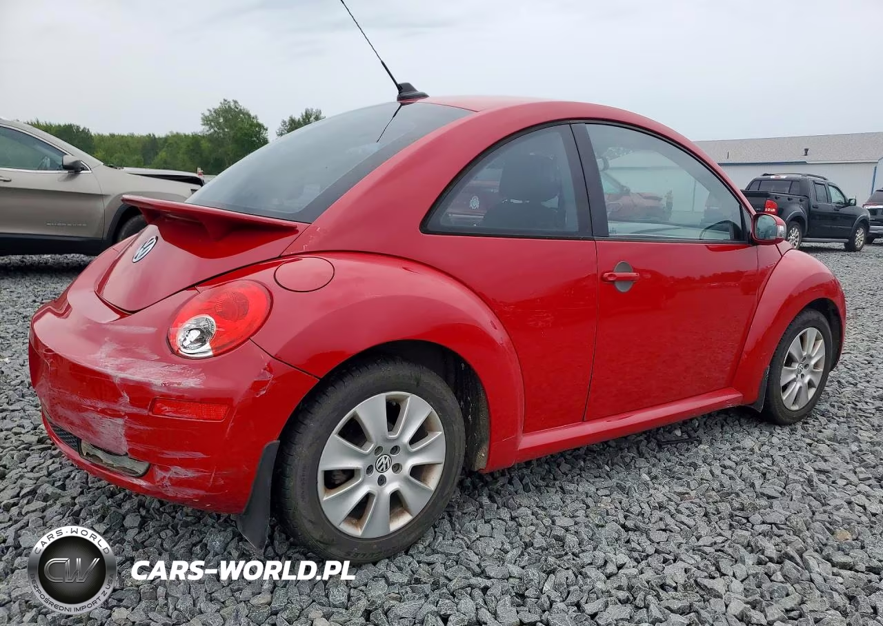 2008 Volkswagen New Beetle S VIN:3VWPW31CX8M525273 - 3