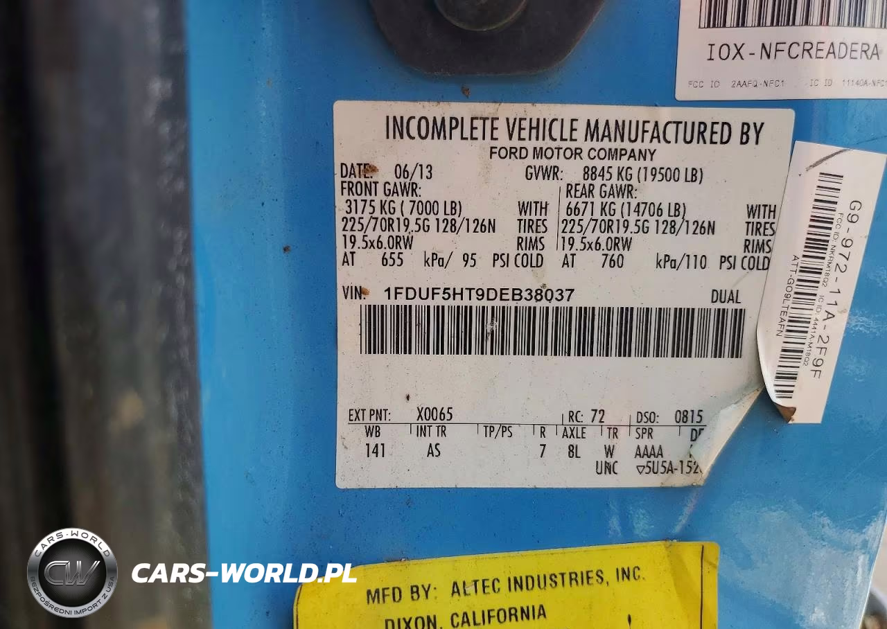 2013 Ford F550 Super Duty VIN:1FDUF5HT9DEB38037 - 11