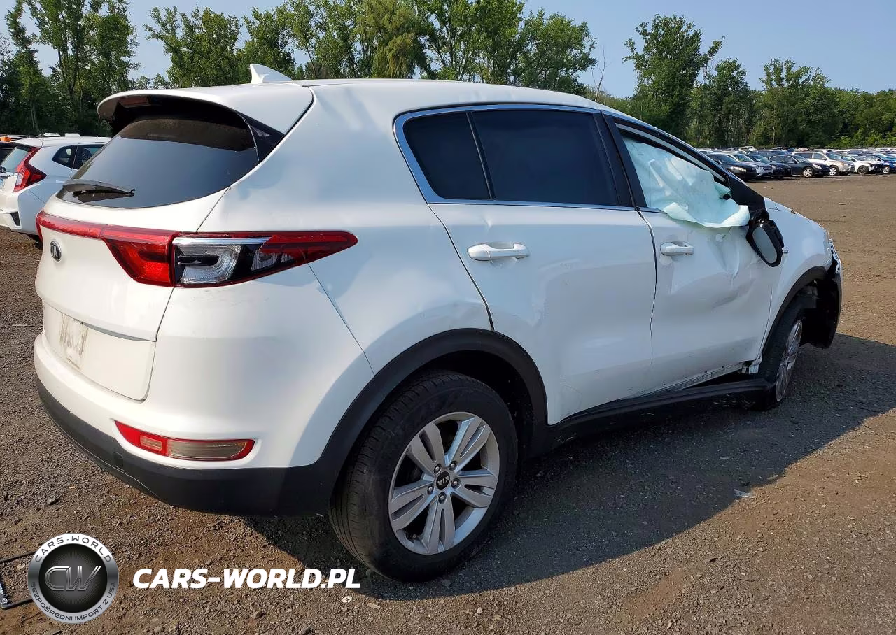 2018 Kia Sportage Lx VIN:KNDPMCAC4J7345926 - 3