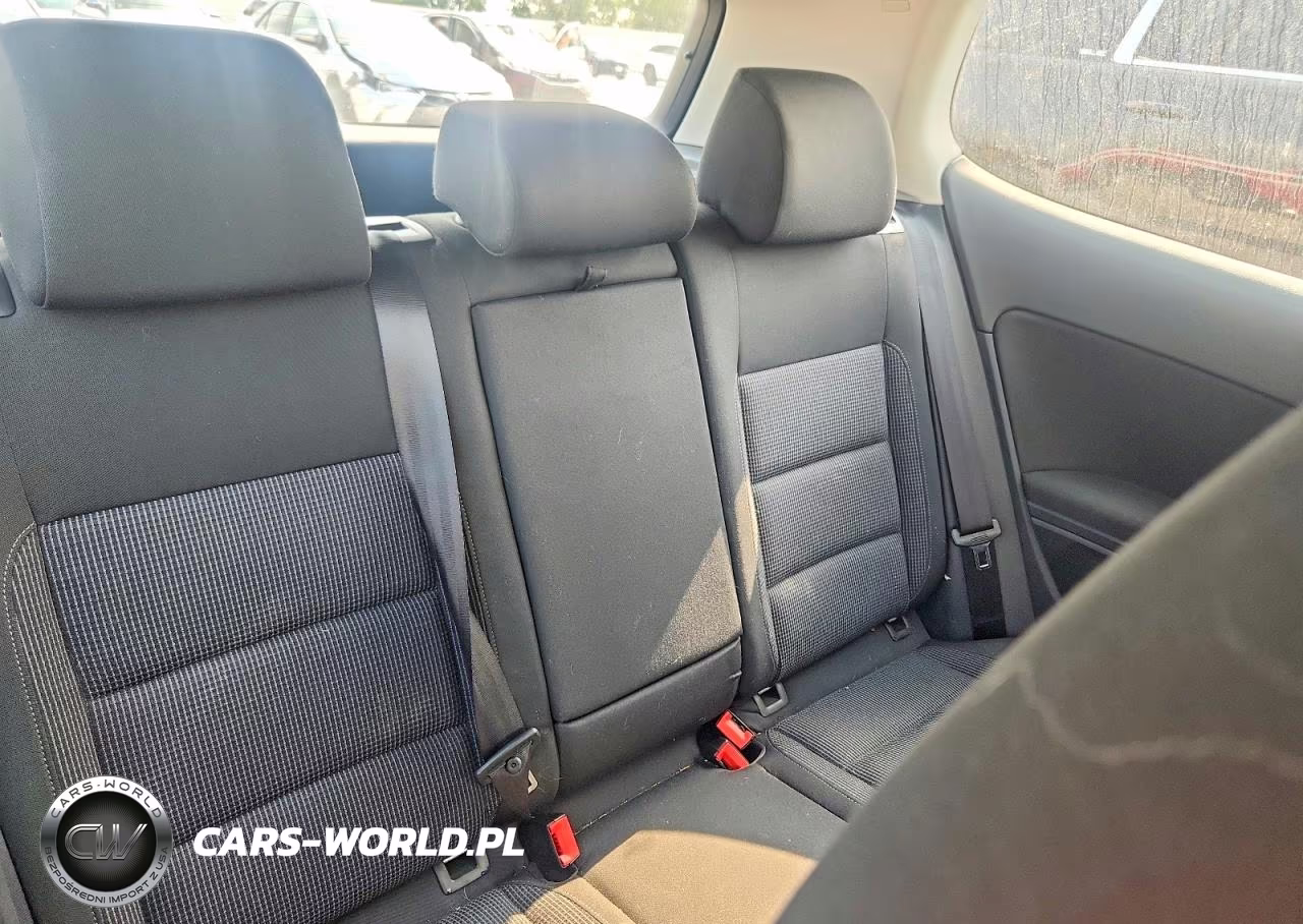 2012 Volkswagen Golf VIN:WVWBB7AJ7CW281458 - 10