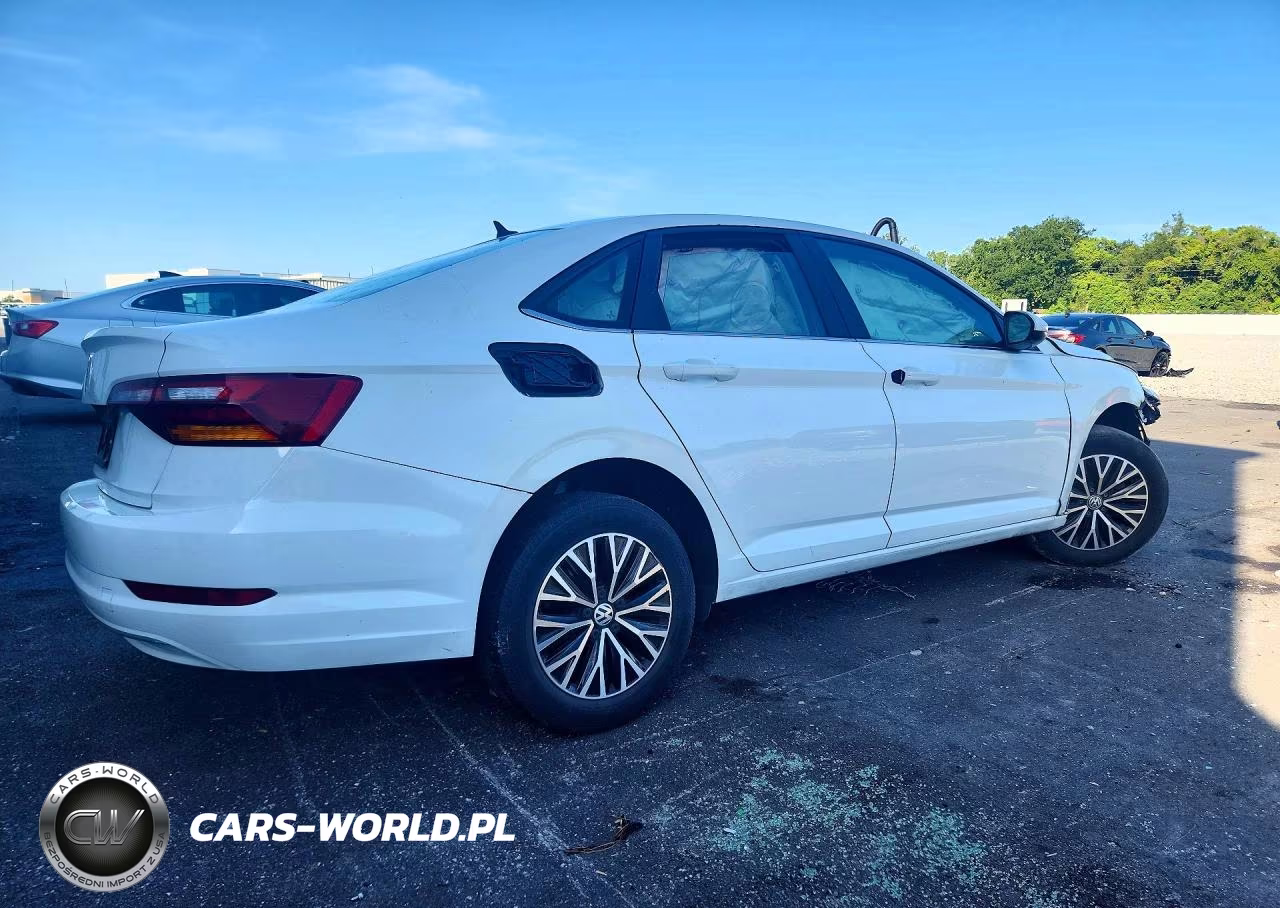 2019 Volkswagen Jetta S VIN:3VWC57BU0KM216774 - 3