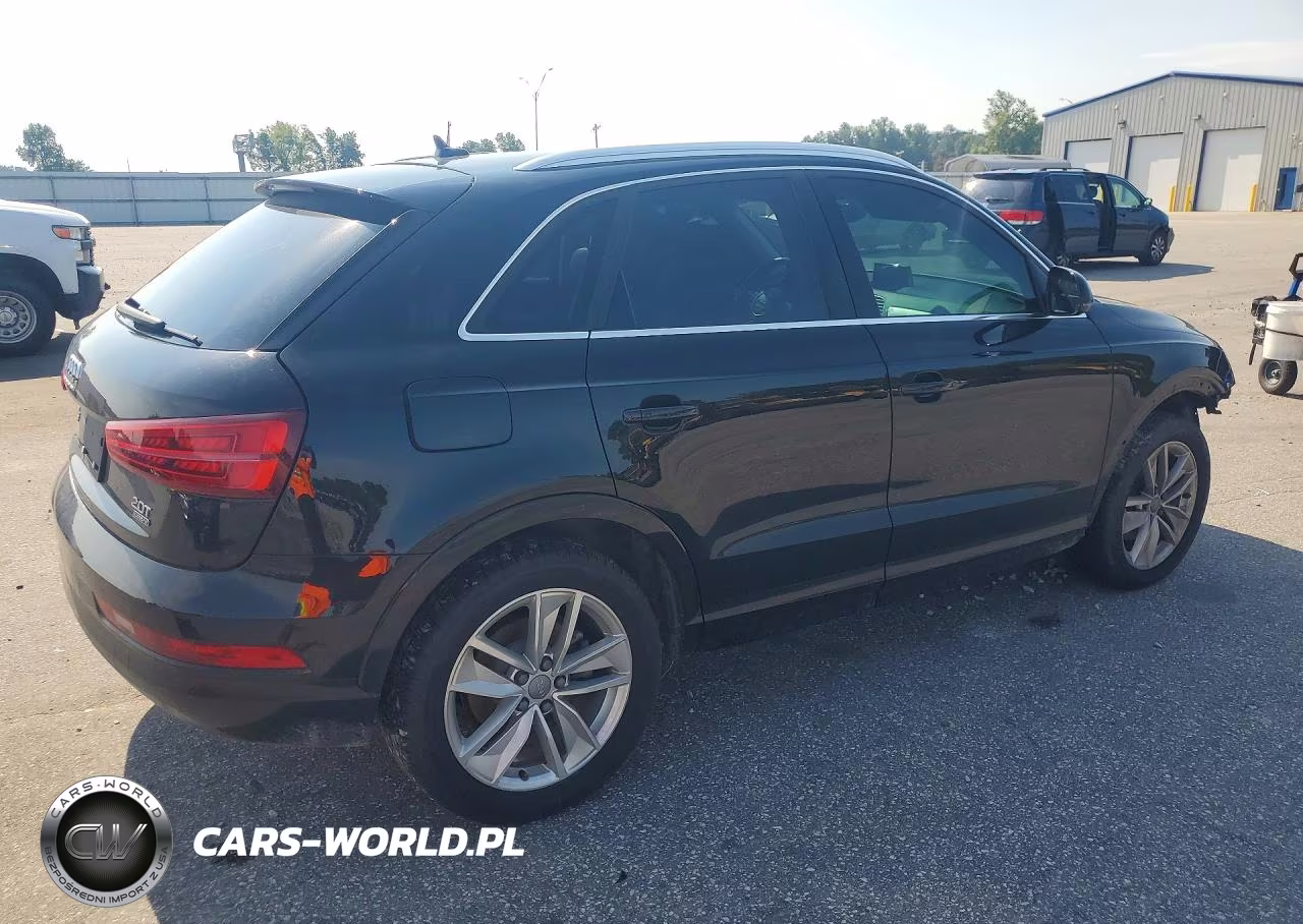 2016 Audi Q3 Premium Plus VIN:WA1EFCFSXGR001557 - 3