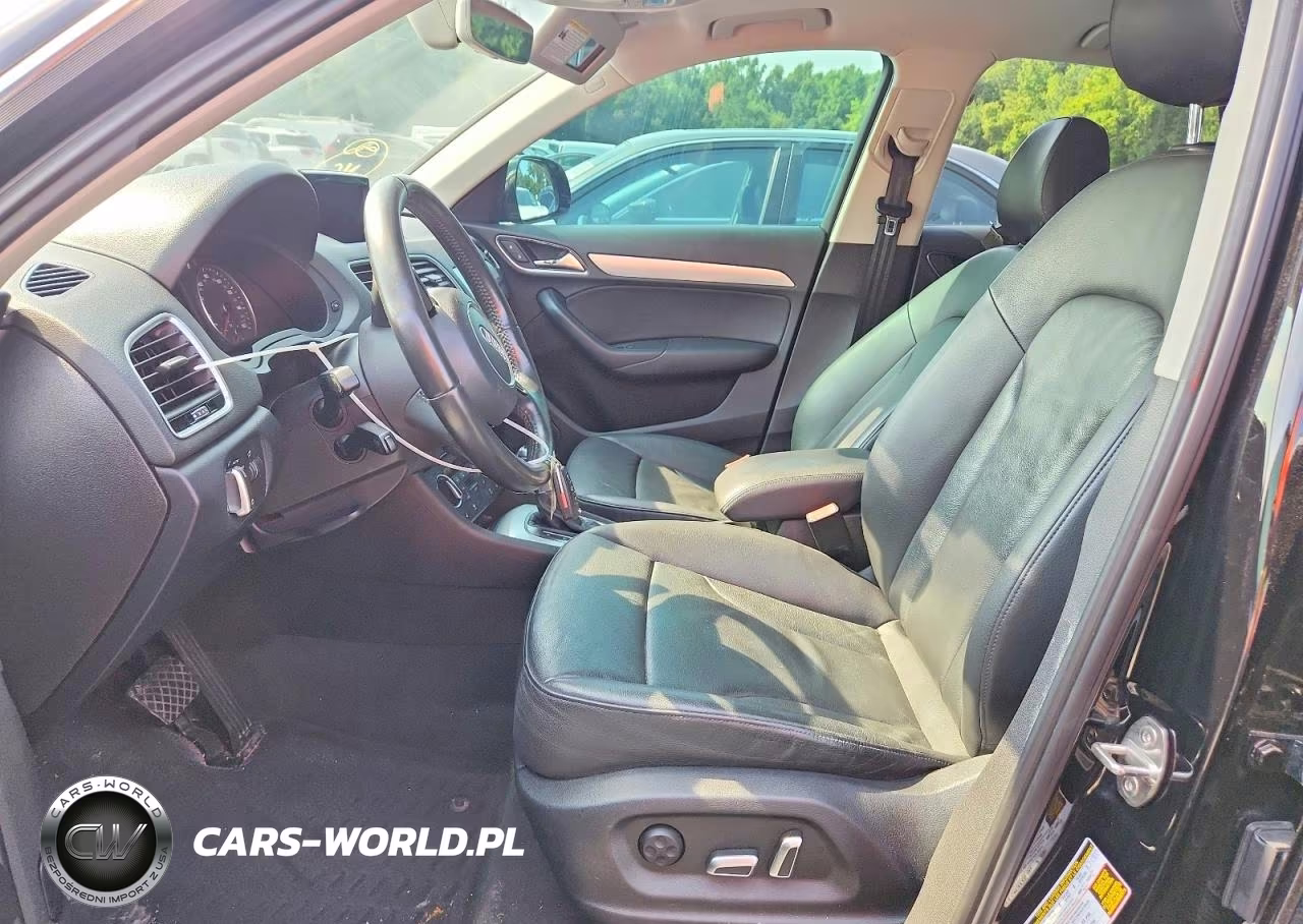 2016 Audi Q3 Premium Plus VIN:WA1EFCFSXGR001557 - 7