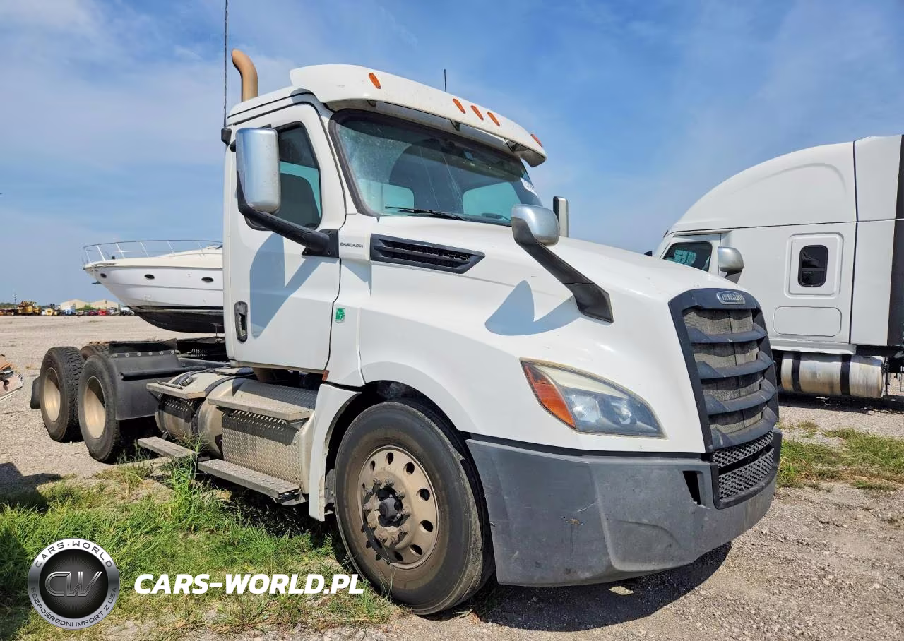 2019 Freightliner Cascadia 126 Semi Truck VIN:3AKJHLDV3KSKJ2913 - 4