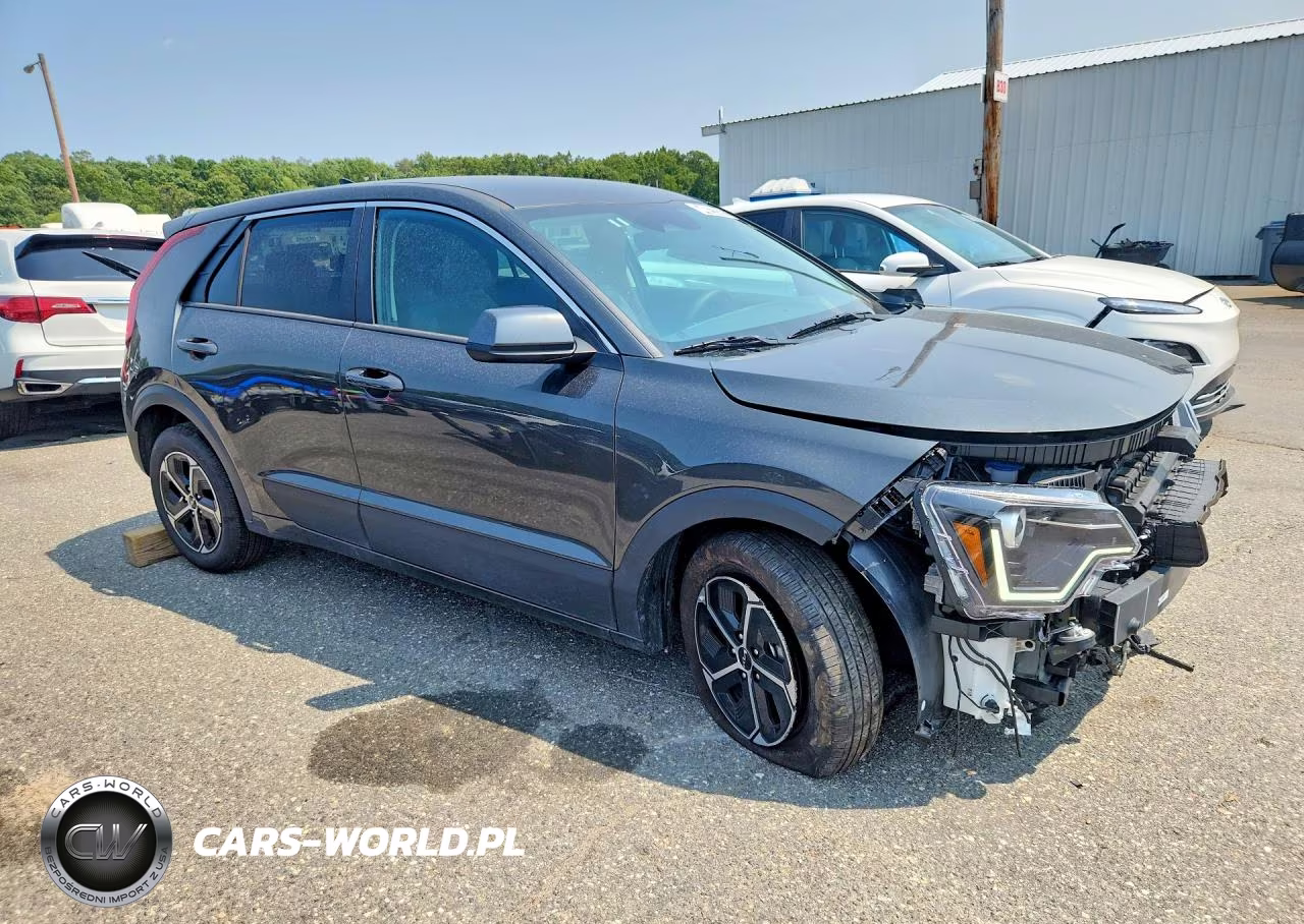2026 Kia Niro Lx VIN:KNDCP3LE4T5330748 - 4