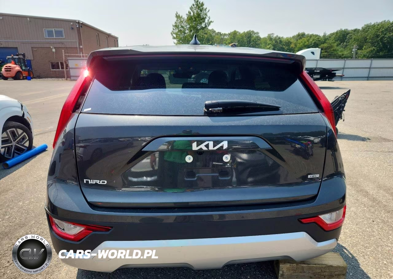 2026 Kia Niro Lx VIN:KNDCP3LE4T5330748 - 6