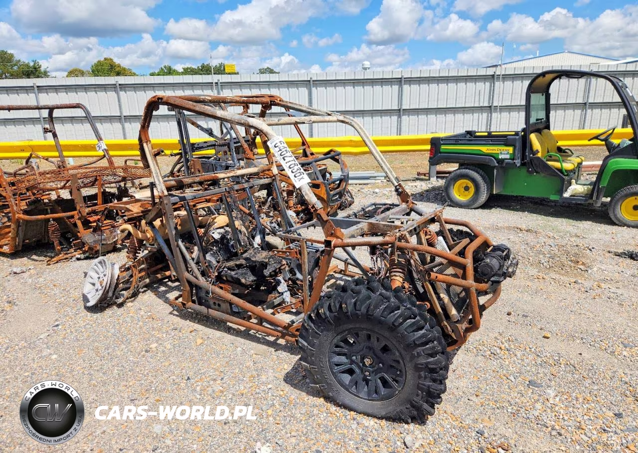 2024 Can-Am Commander X Mr 1000R – zdjęcie 1 z 10