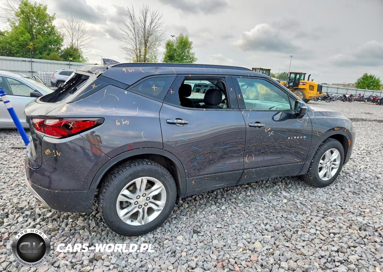 2021 Chevrolet Blazer 2Lt VIN:3GNKBHRSXMS573225 - 3