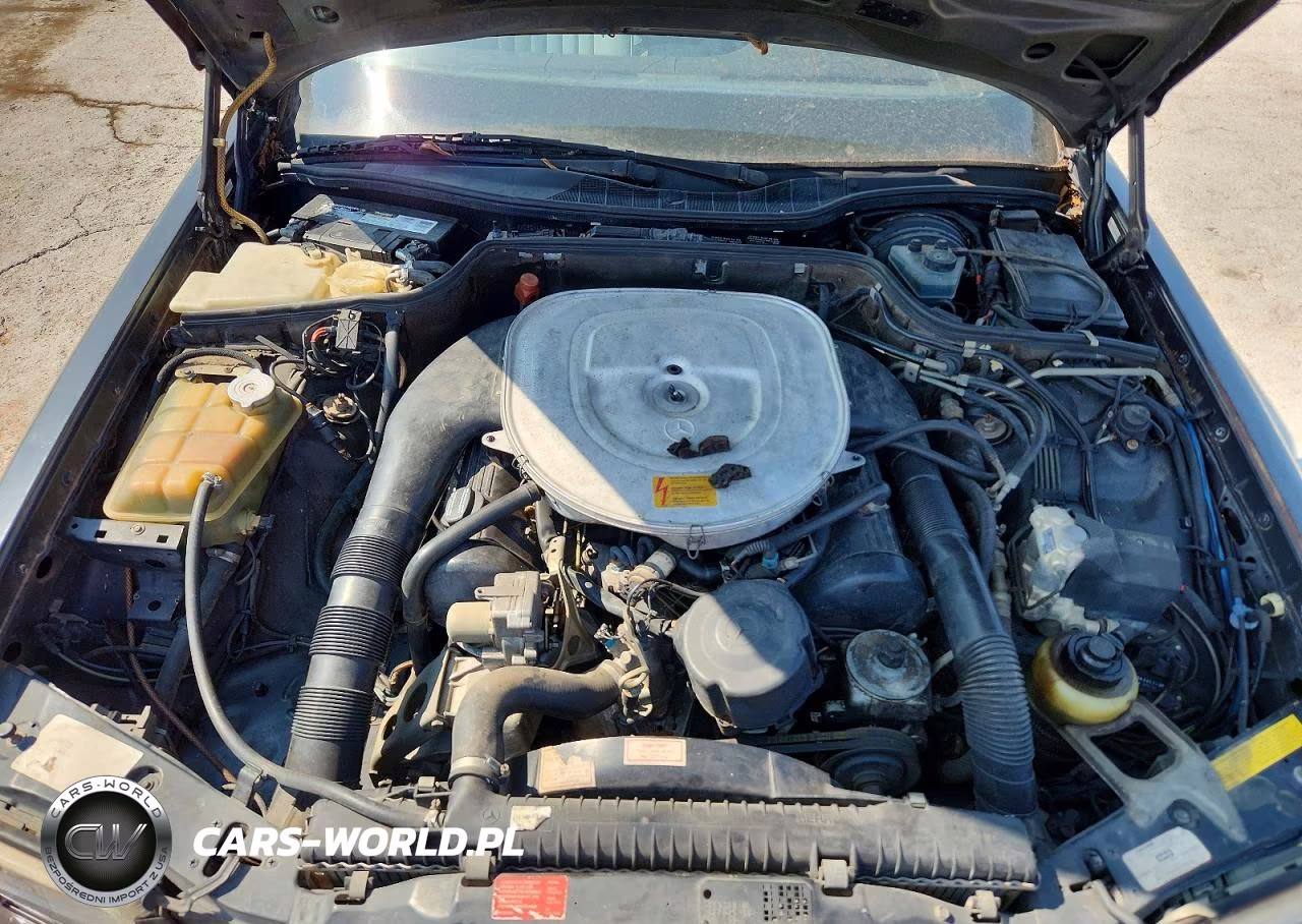 1988 Mercedes-Benz 560 Sec VIN:WDBCA45D3JA378644 - 11