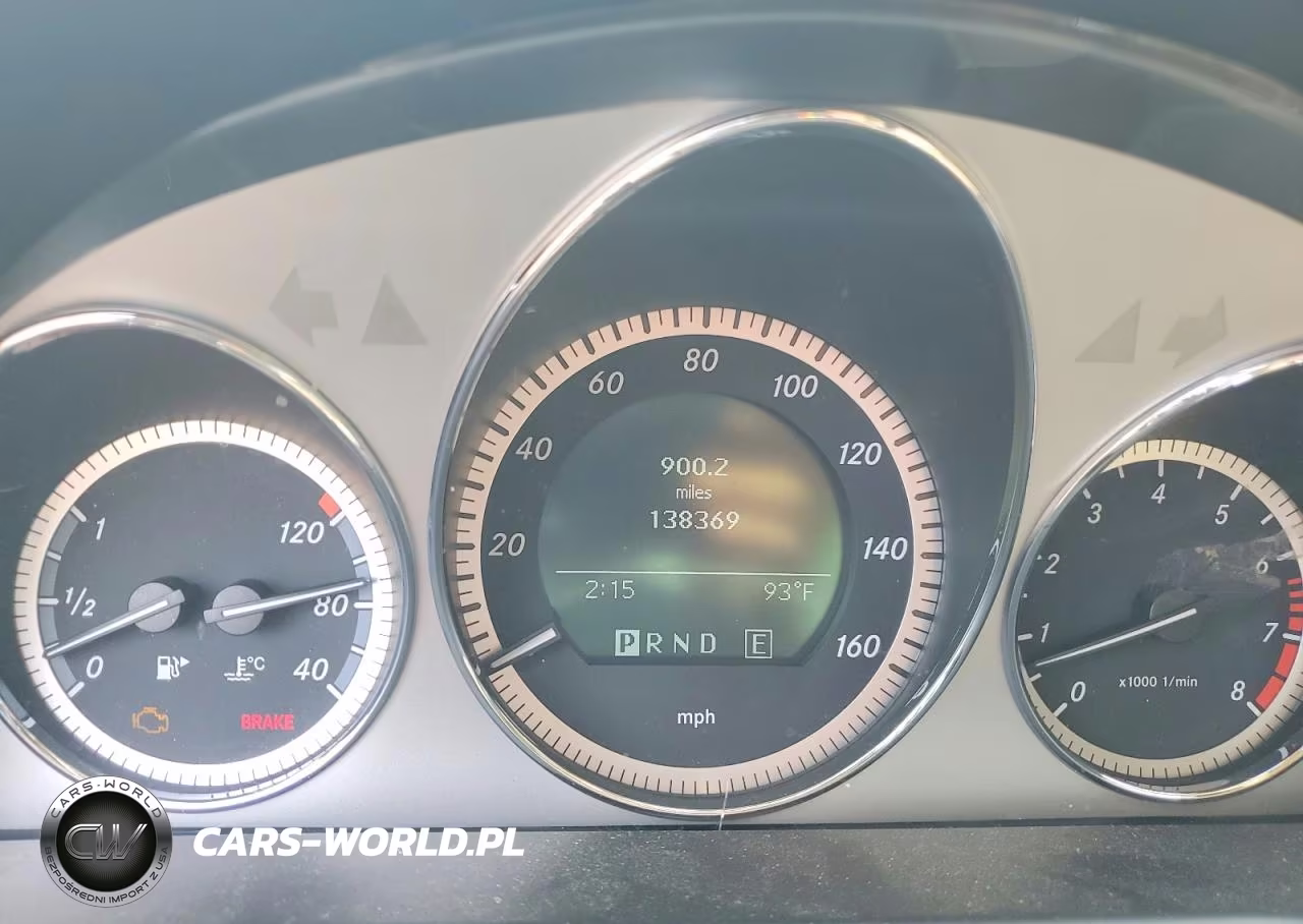 2011 Mercedes-Benz C 300 4Matic VIN:WDDGF8BB7BR183105 - 9