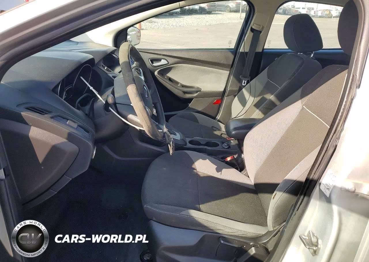 2014 Ford Focus Se VIN:1FADP3K2XEL317714 - 7