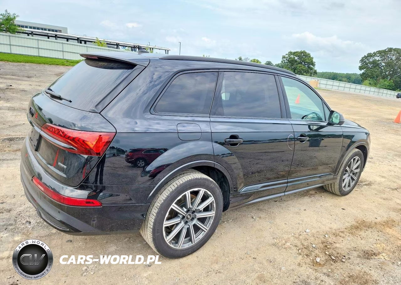 2023 Audi Q7 Premium Plus VIN:WA1LCBF78PD000815 - 3