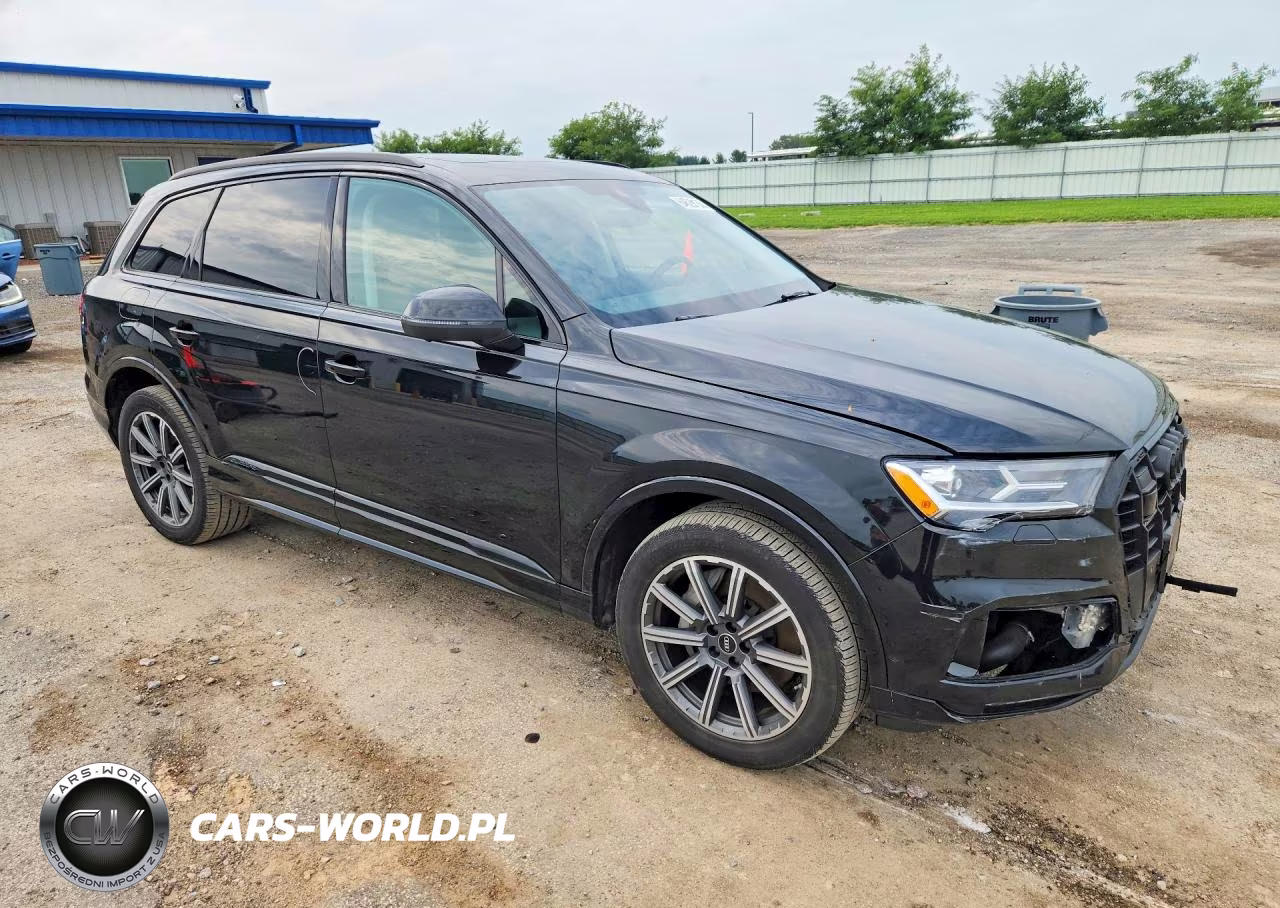 2023 Audi Q7 Premium Plus VIN:WA1LCBF78PD000815 - 4