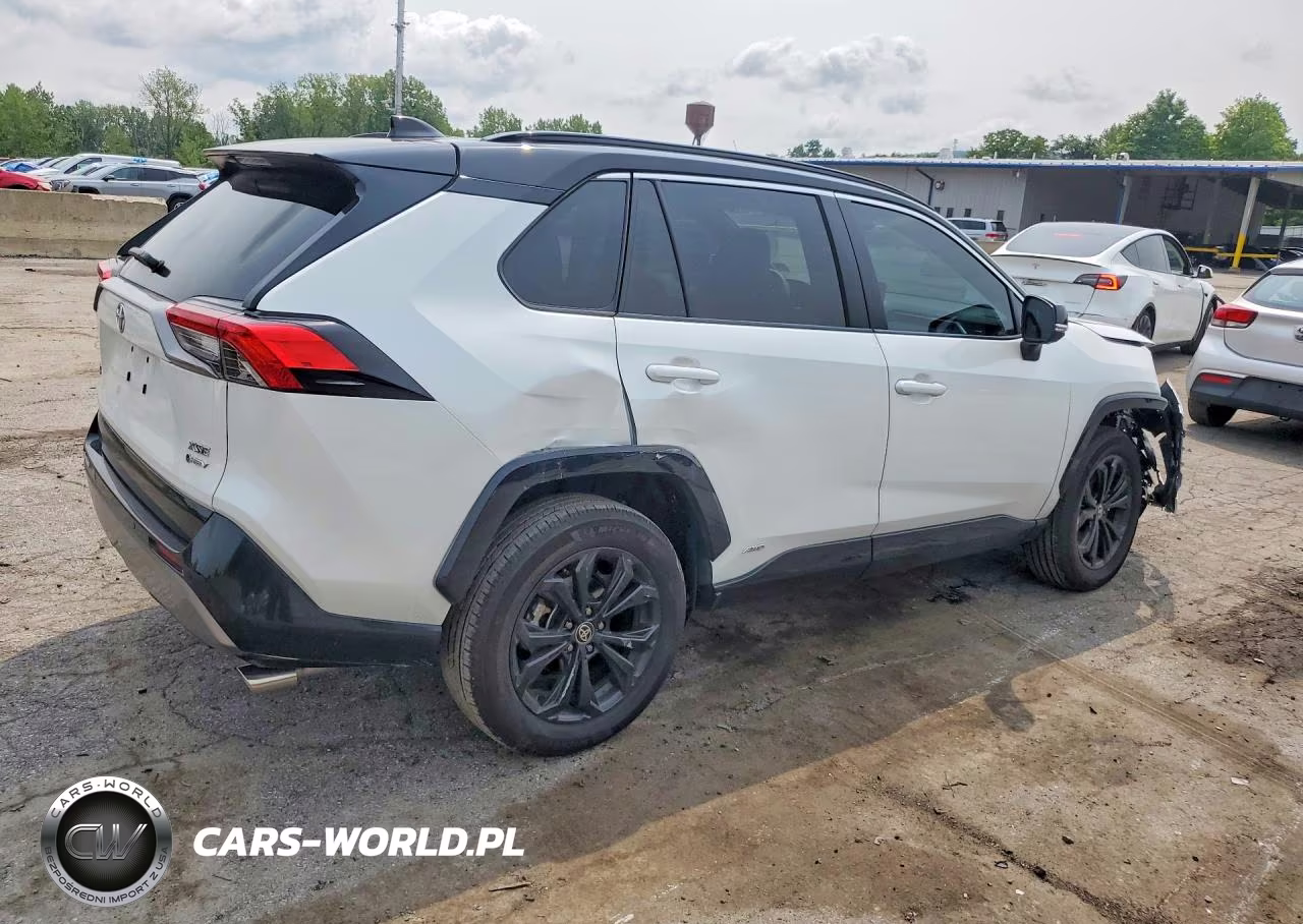 2025 Toyota Rav4 Xse VIN:4T3E6RFV0SU199061 - 3