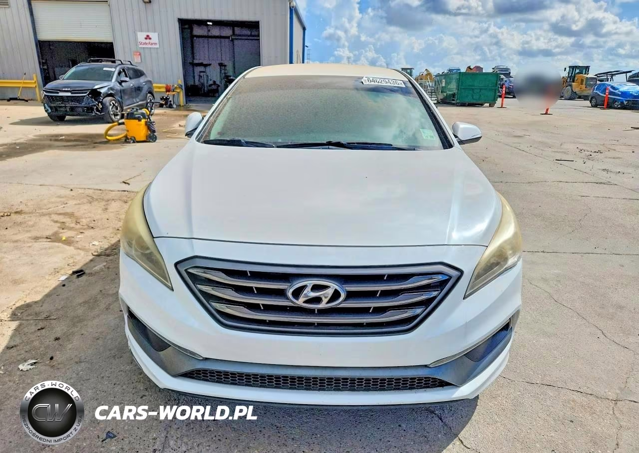 2016 Hyundai Sonata Sport VIN:5NPE34AF0GH272858 - 5