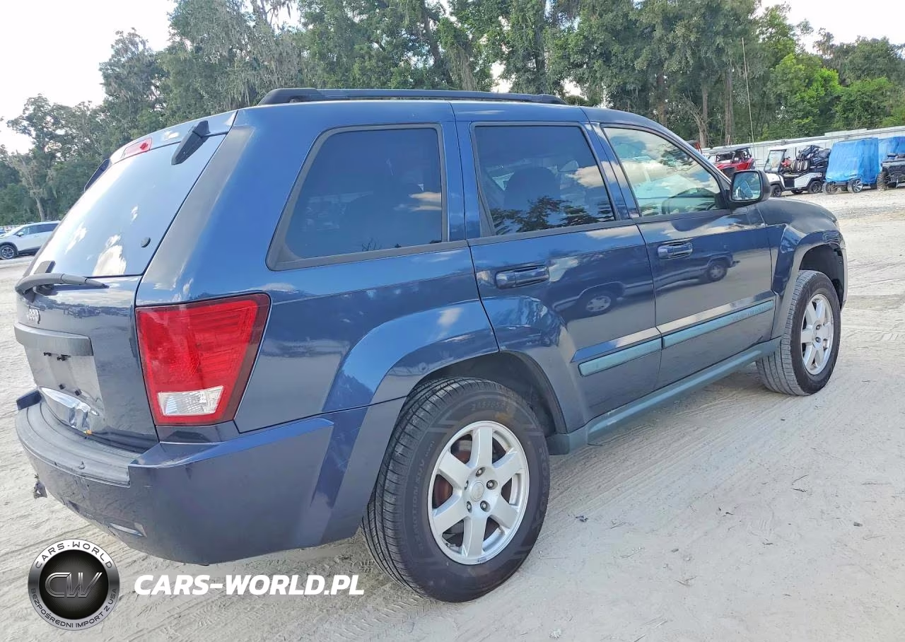 2009 Jeep Grand Cherokee Laredo VIN:1J8GR48K09C528045 - 3