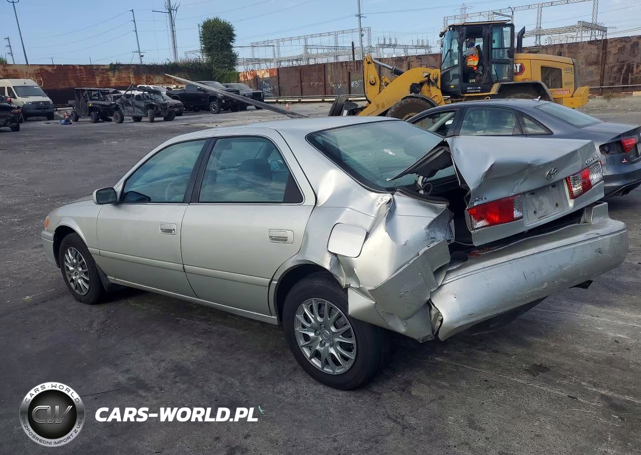 2000 Toyota Camry VIN:4T1BG22K9YU618691 - 2