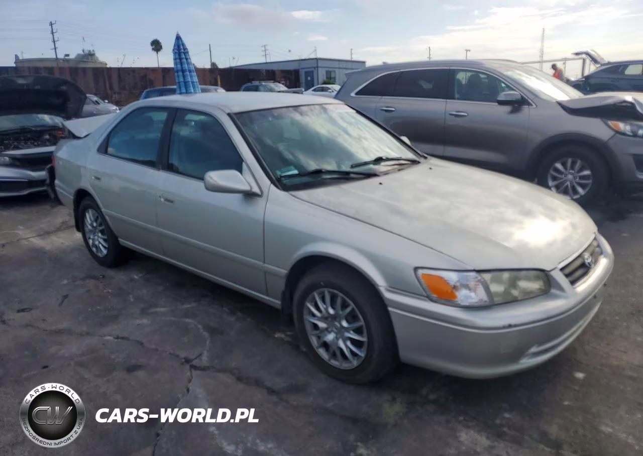 2000 Toyota Camry VIN:4T1BG22K9YU618691 - 4