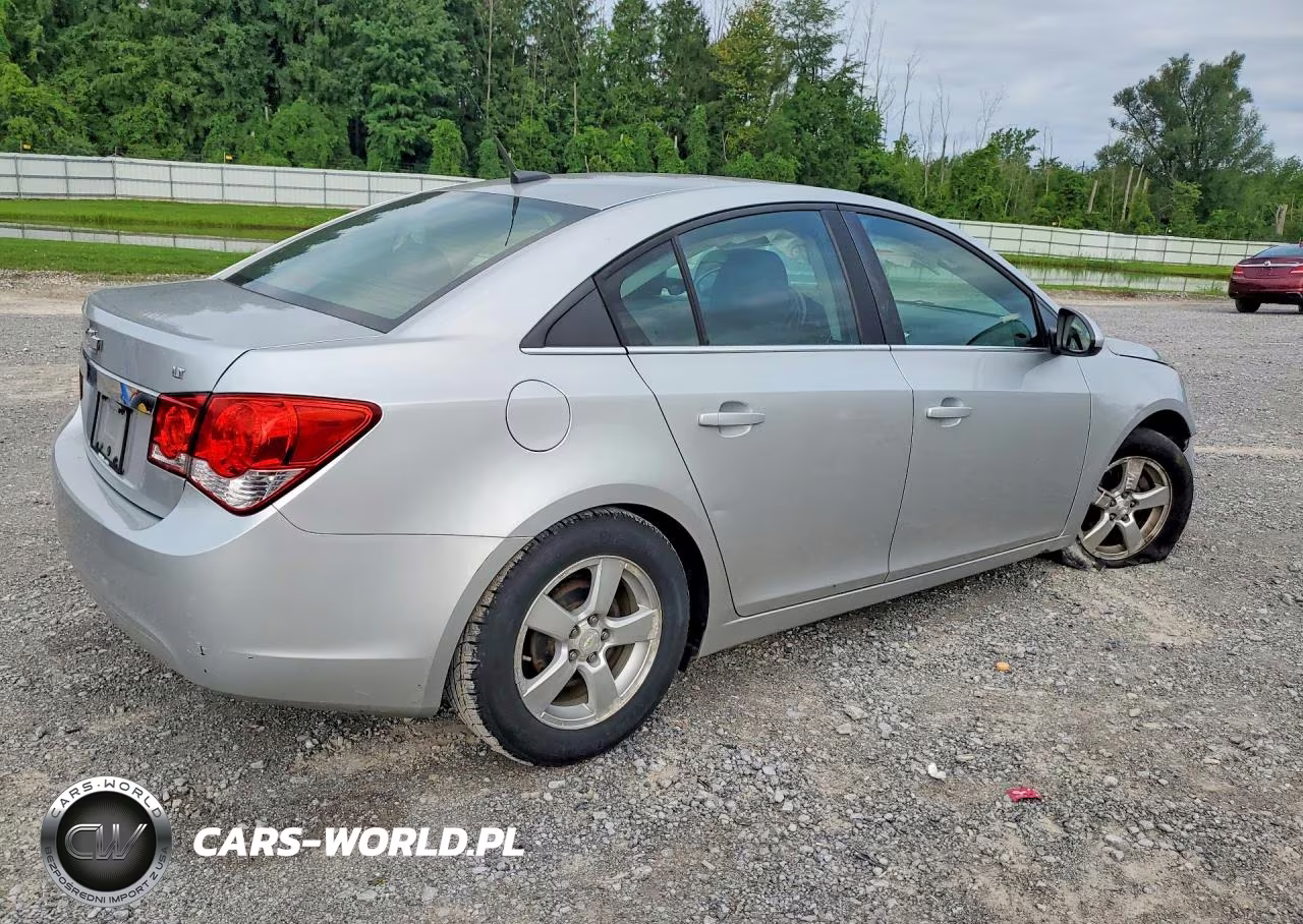 2014 Chevrolet Cruze Lt VIN:1G1PC5SB6E7290592 - 3