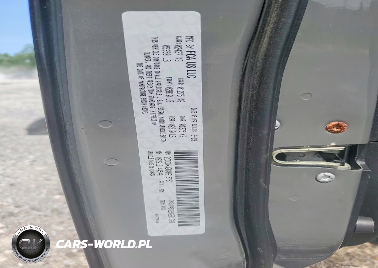 2019 Dodge Charger Sxt VIN:2C3CDXJG6KH615757 - 13