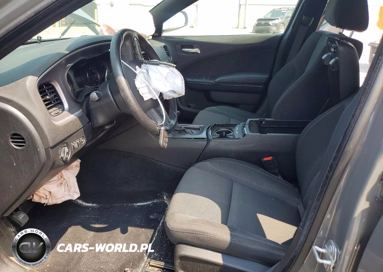 2019 Dodge Charger Sxt VIN:2C3CDXJG6KH615757 - 7