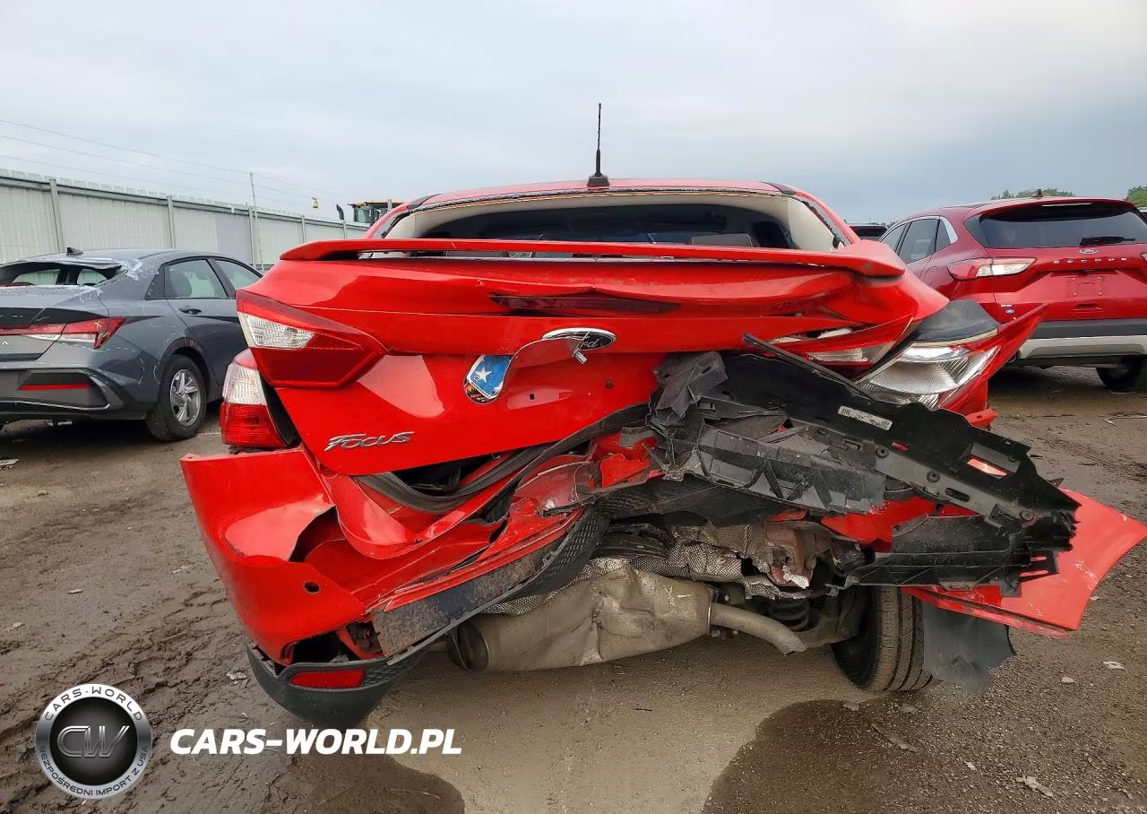 FORD FOCUS SE VIN:1FADP3F23EL270004 - 6