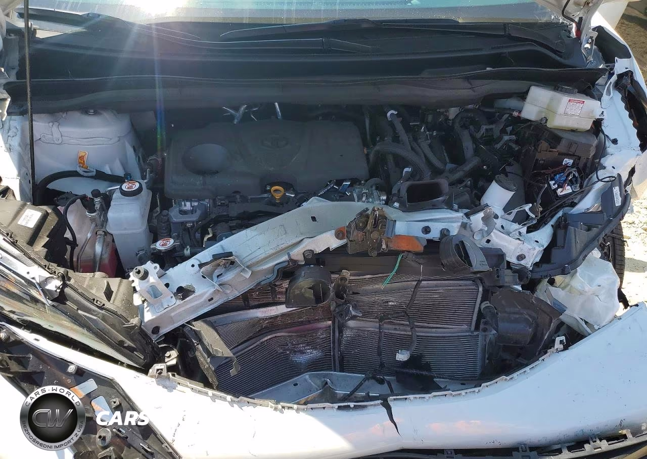 2026 Toyota Sienna Xle 8-Passenger VIN:5TDYRKEC4TS307745 - 12