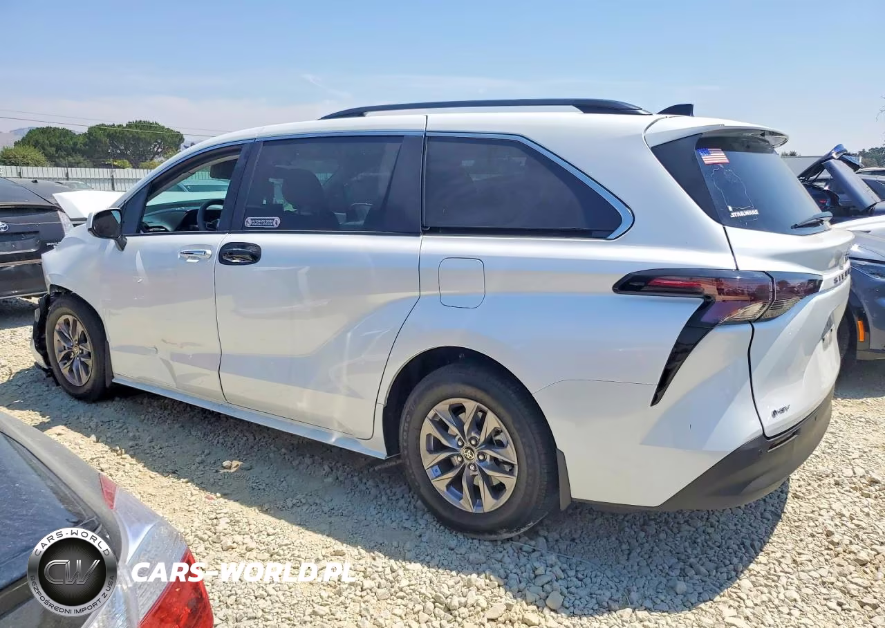 2026 Toyota Sienna Xle 8-Passenger VIN:5TDYRKEC4TS307745 - 2