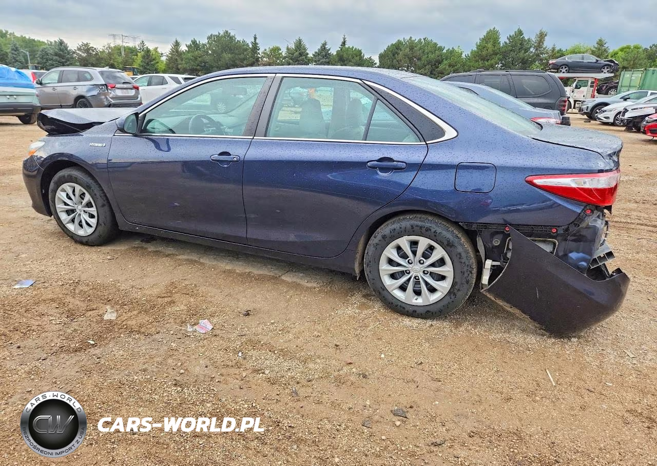 2015 Toyota Camry Hybrid Le VIN:4T1BD1FK2FU170756 - 2