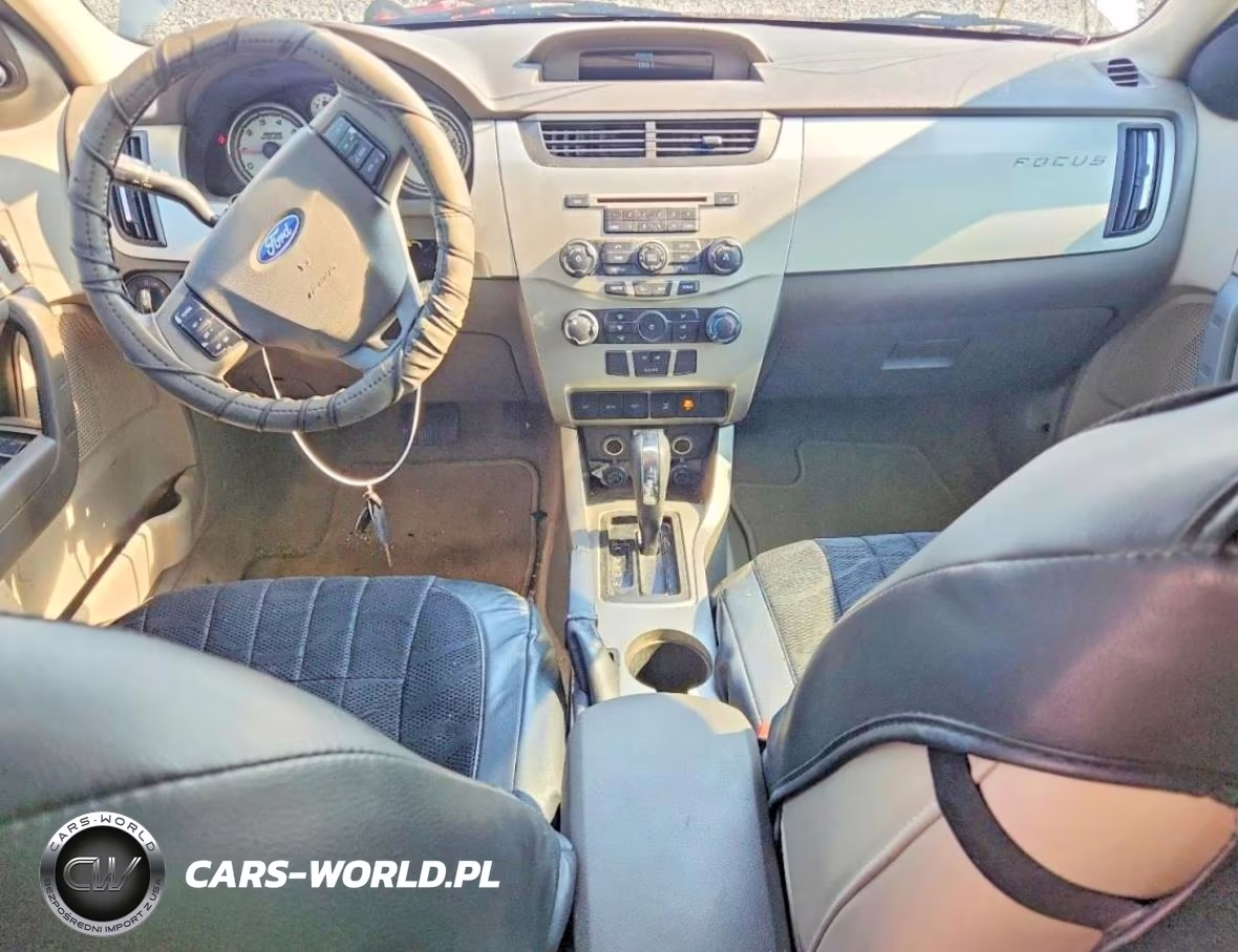 2008 Ford Focus Se VIN:1FAHP35N28W300643 - 8