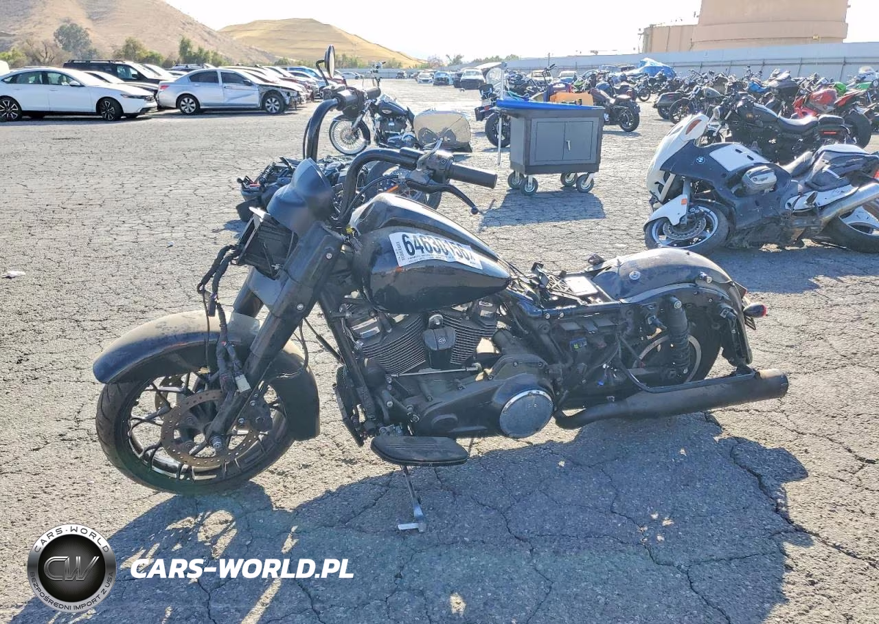 2023 Harley-Davidson Fltrxs VIN:1HD1KTP20PB677005 - 3