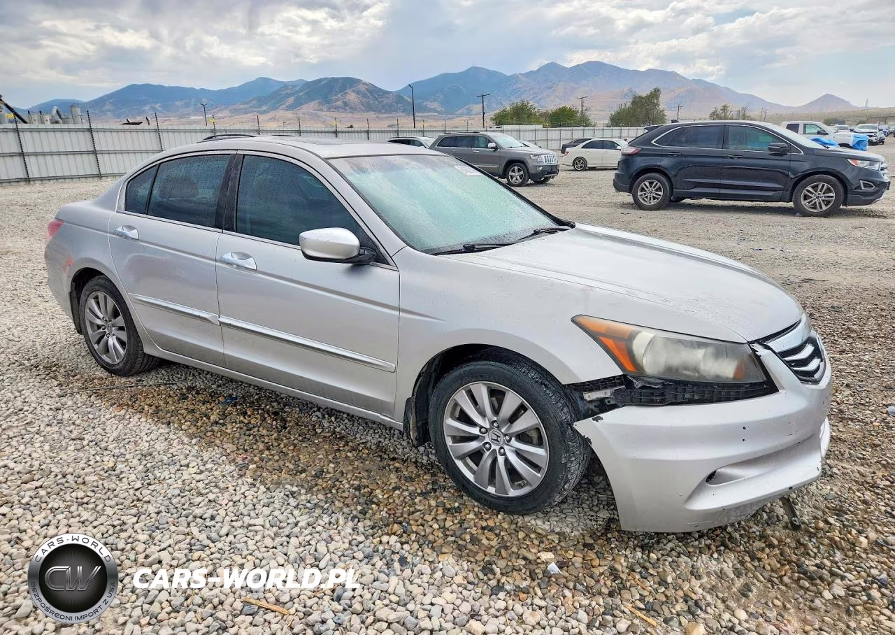 2012 Honda Accord Exl VIN:1HGCP3F87CA017319 - 4