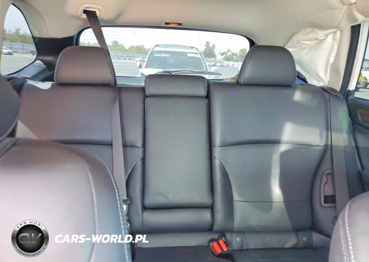 2017 Subaru Outback 3.6R Limited VIN:4S4BSENC3H3388026 - 10