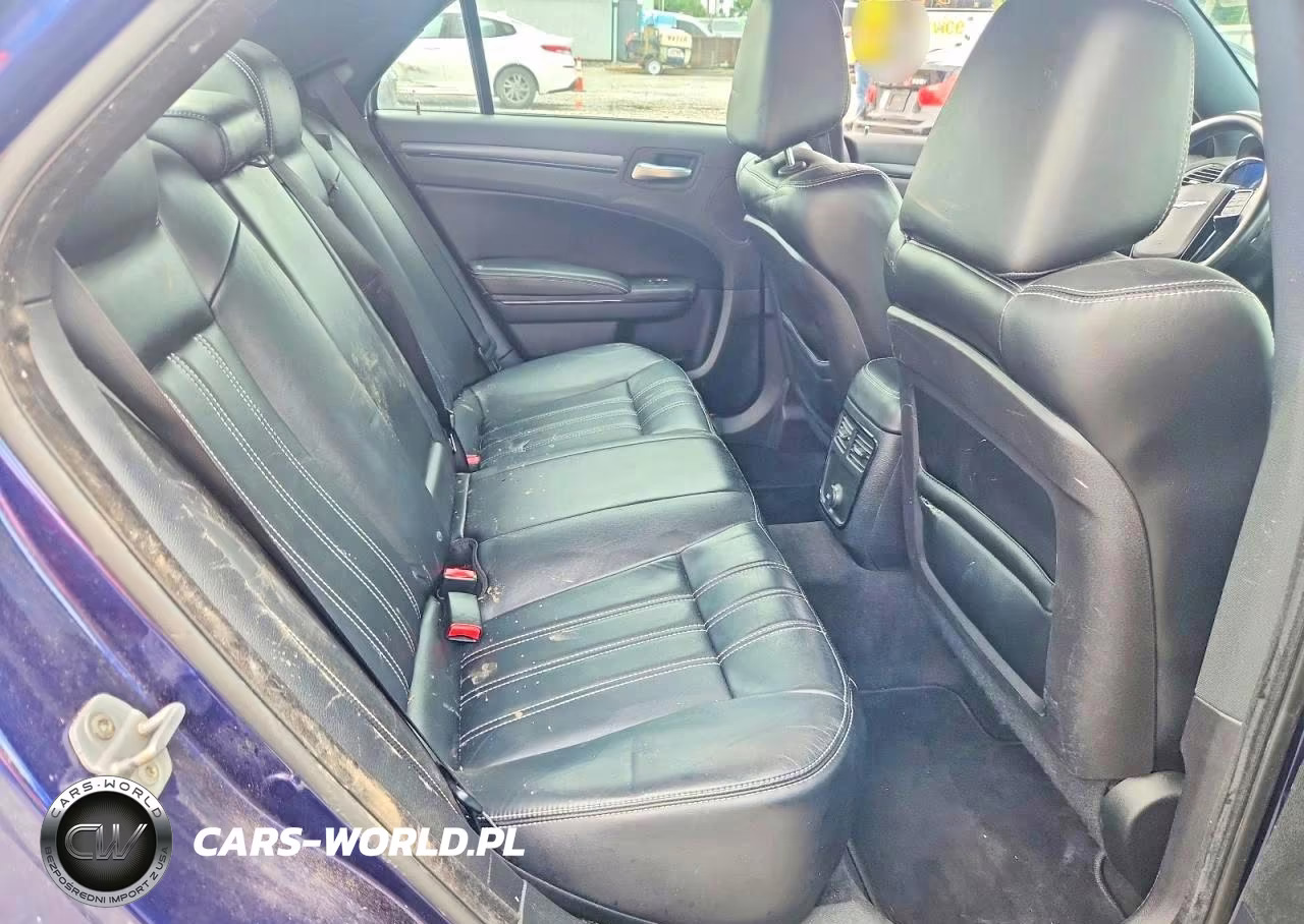 2013 Chrysler 300 S VIN:2C3CCABG3DH703294 - 10